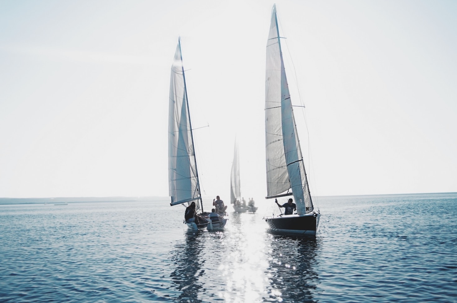 Top Tips for Sailing on a 37ft Beneteau Oceanis